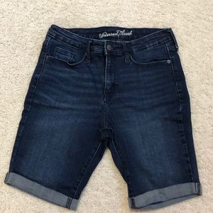 Universal Thread High Rise Burmudas